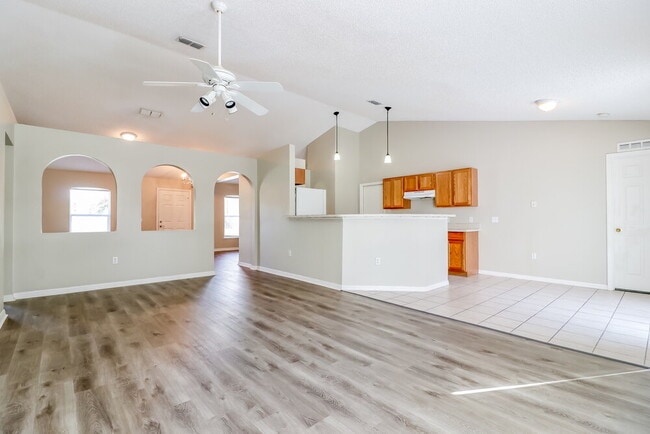 Photo - 3830 Sleepy Hill Oaks Loop