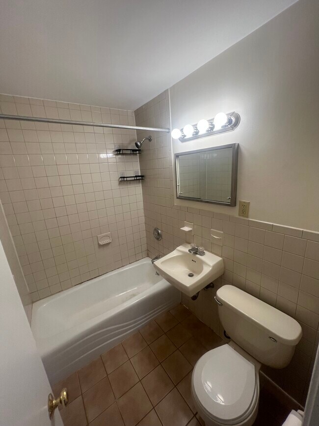 Photo - 268 Grove St Unit U10