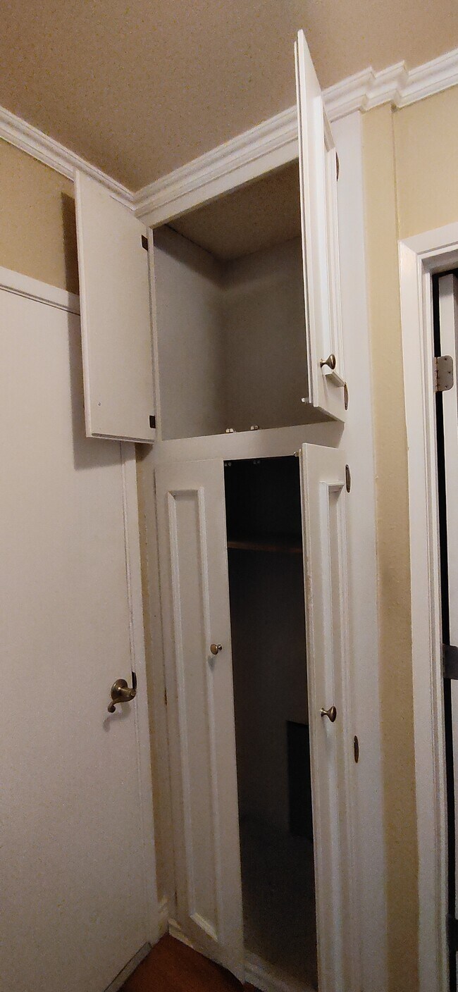 Hall Storage