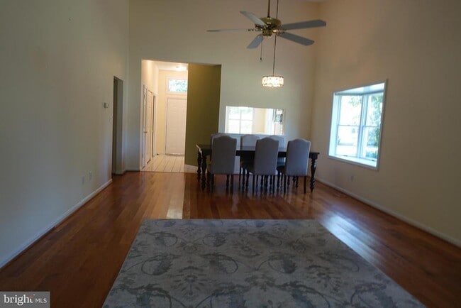 Photo - 6006 Bridgepointe Dr
