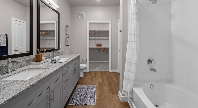 Photo - 3845 Frontier Pkwy Unit 02269