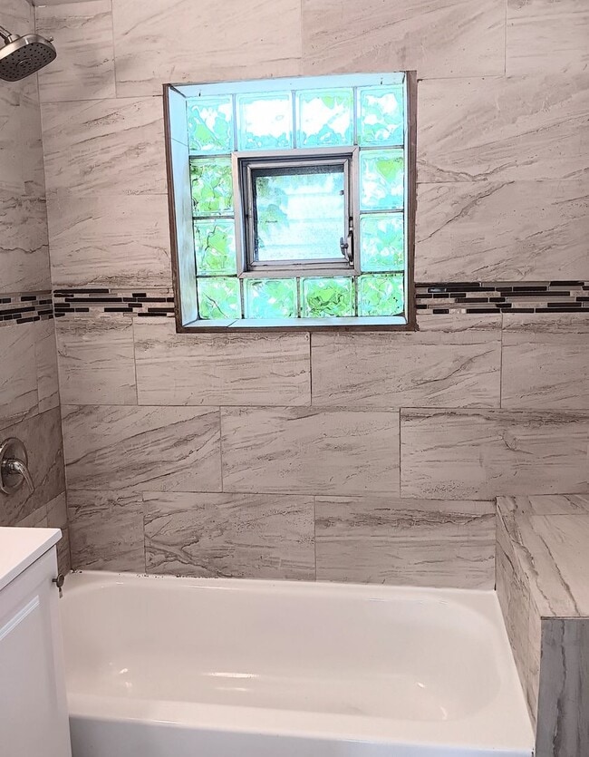 Photo - Gorgeous 4 bed, 2 bath located in the Heart of East Chicago