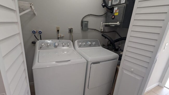 Photo - 4755 Orleans Ct