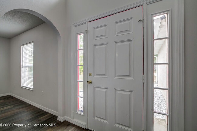 Photo - 6322 Grapewood Rd