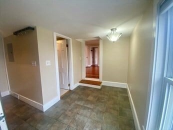 Photo - 35 Broad St Unit 3