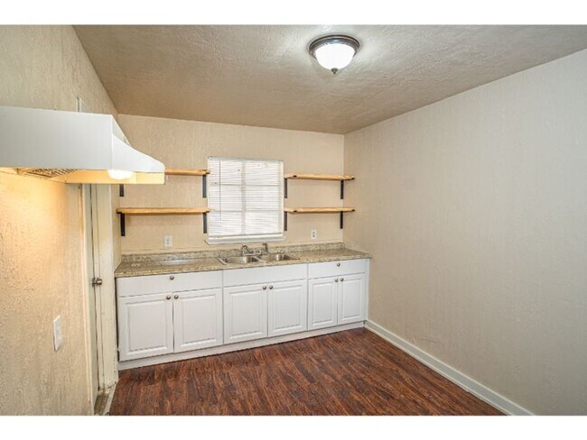 Photo - Cozy Remodeled Home Near Downtown