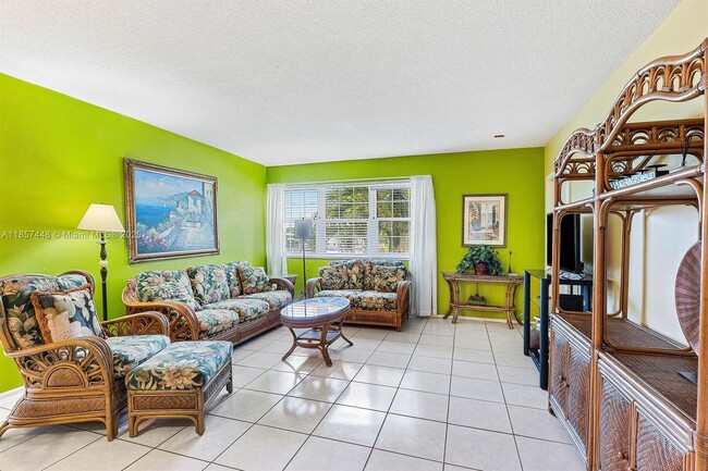 Photo - 221 SE 9th Ave Unit 202