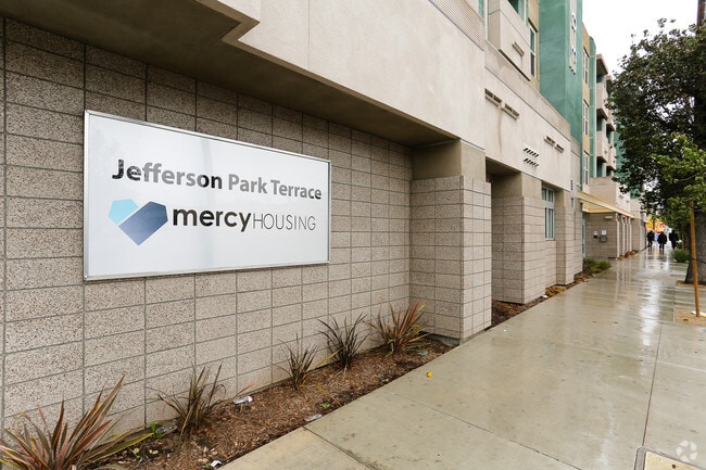 Photo - Jefferson Park Terrace
