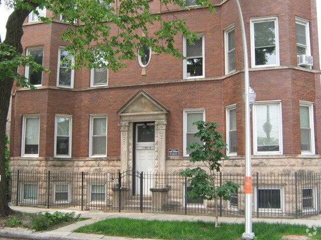 Building Photo - 1510 N Spaulding Ave Rental