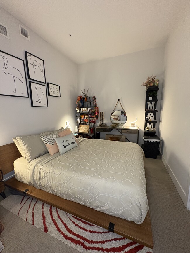 Photo - 525 Water St SW Unit 411