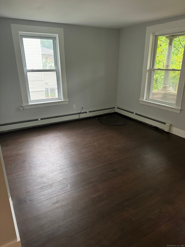 Photo - 94 W Main St