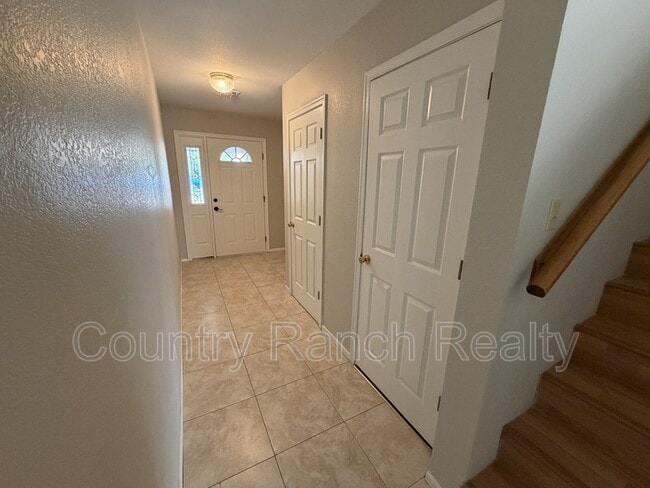 Photo - 2899 Country Club Dr