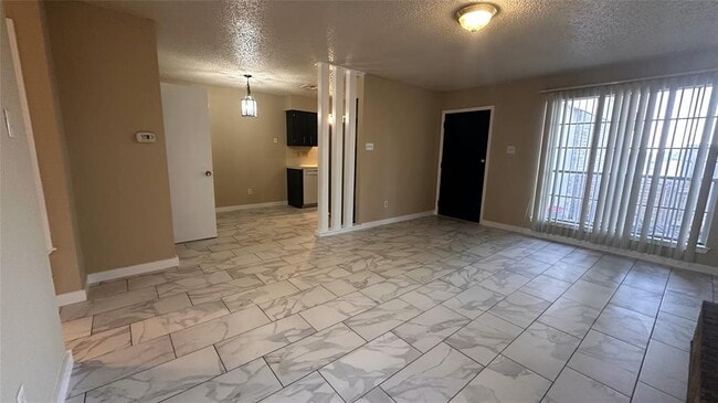 Photo - 4003 Stonebridge Dr Townhome