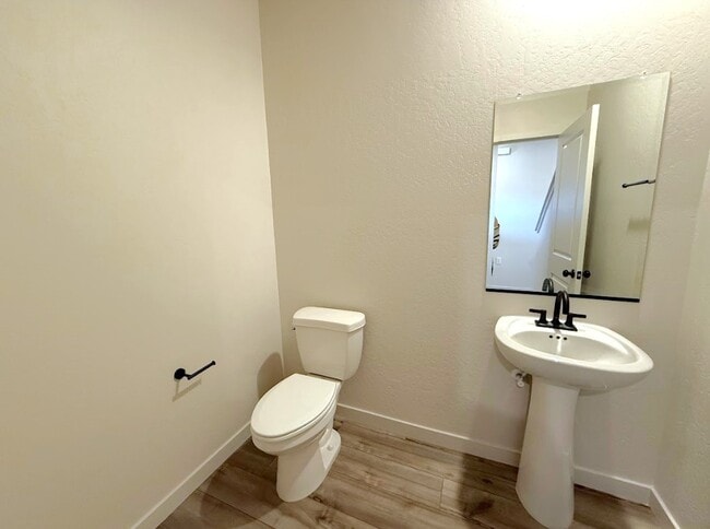 Photo - 4776 Athena Dr