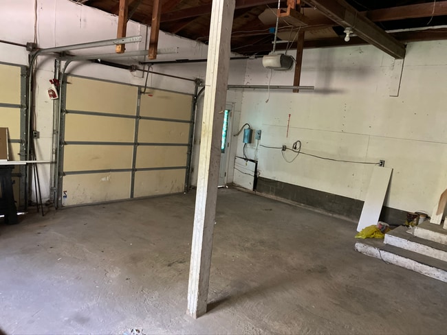 Photo - 4152 Sawyer Rd