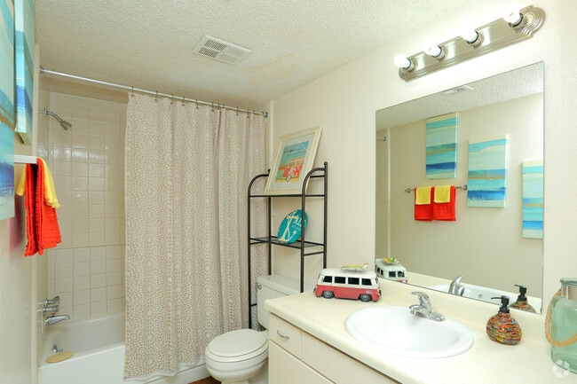 1BR - Bathroom