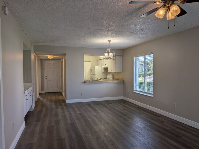Photo - First Floor 2/2 Condo at Pine Shadows in O...