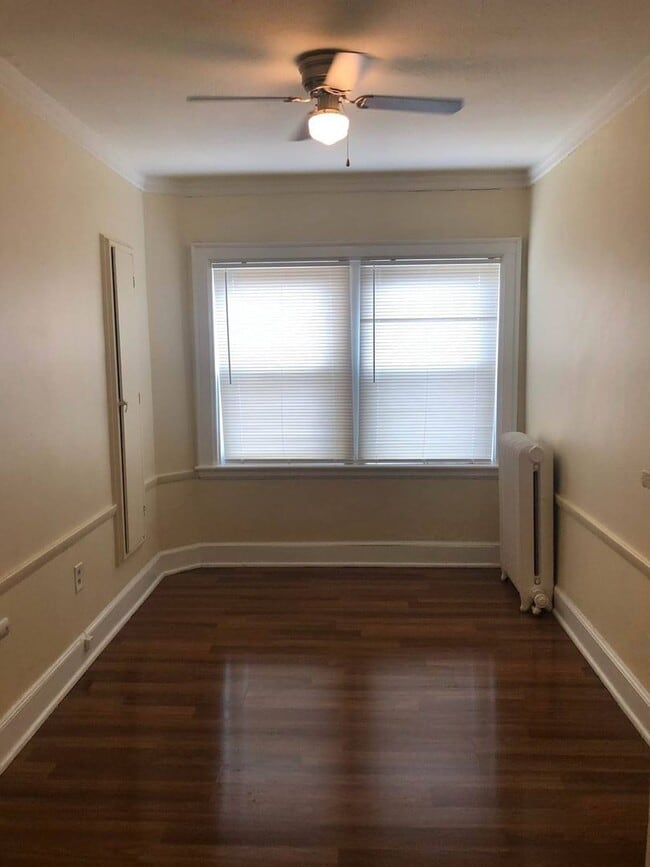 Photo - Whitestone Manor Apartments