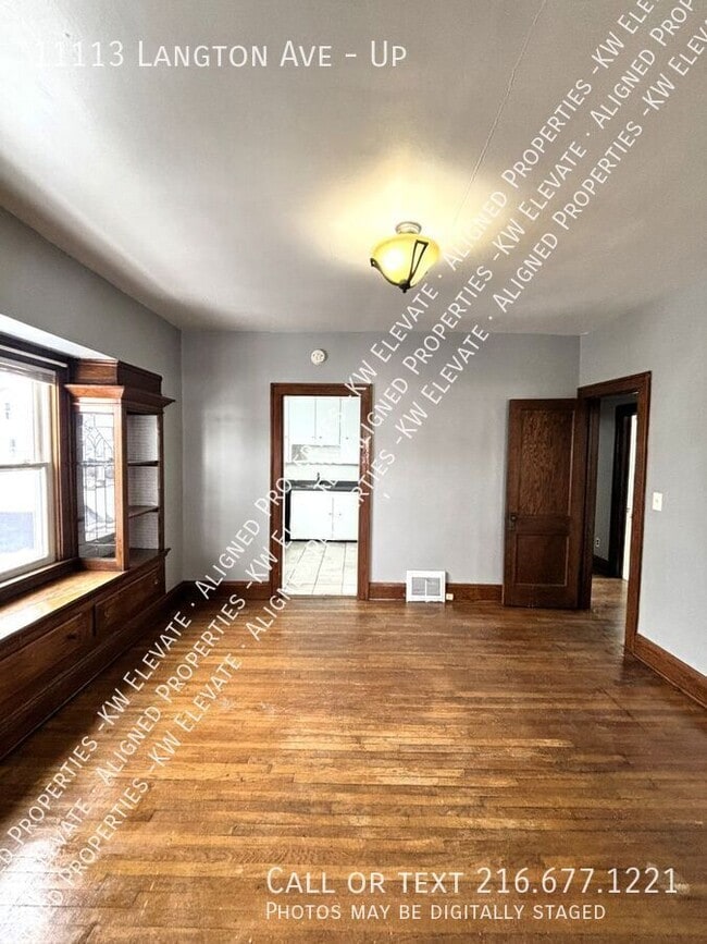 Photo - 11113 Langton Ave Unidad Up