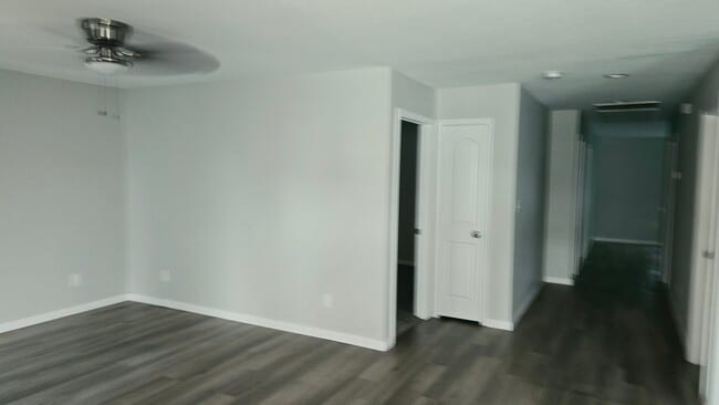 Photo - 1214 Carby Rd