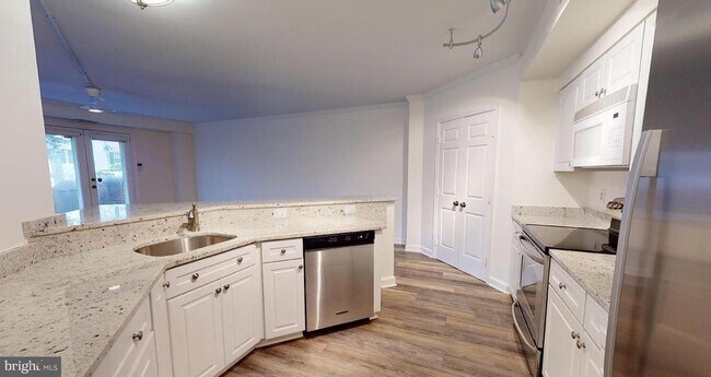 Photo - 801 S Pitt St Unit 228