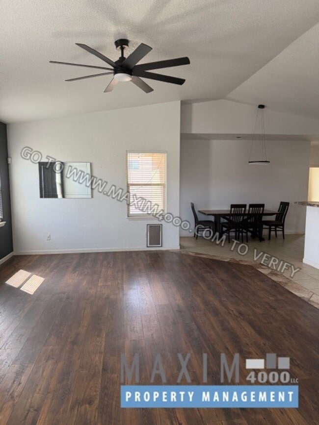 Photo - 659 Chalisa Ave