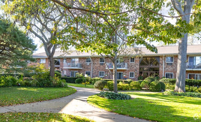 Photo - Toms Point Coop