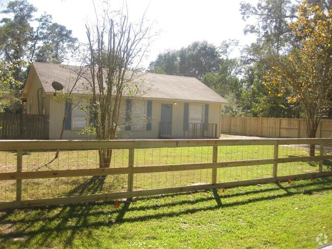 Building Photo - 25460 Tupelo Ln Rental