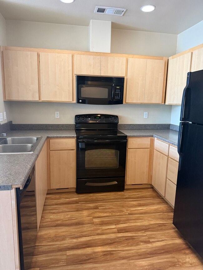 Photo - 1300 Market St Unit 206
