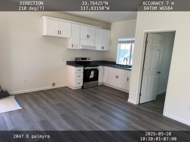 Photo - 2047 E Palmyra Ave Unit 2049 E Palmyra