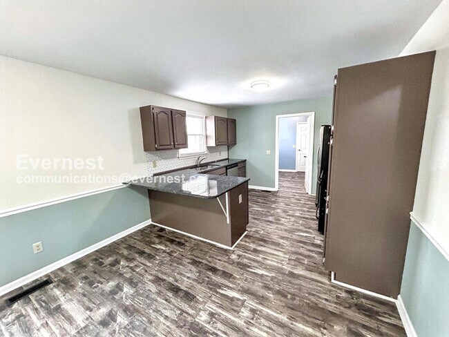 Photo - 2427 Riverstone Dr