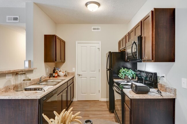 Photo - Austin Place Apartments