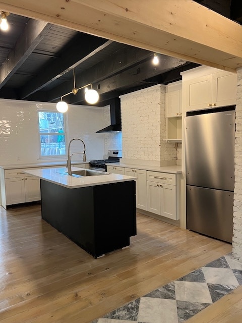 Photo - 1505 Boyle St