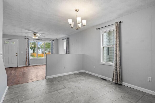 Photo - 95 Blanding Ave