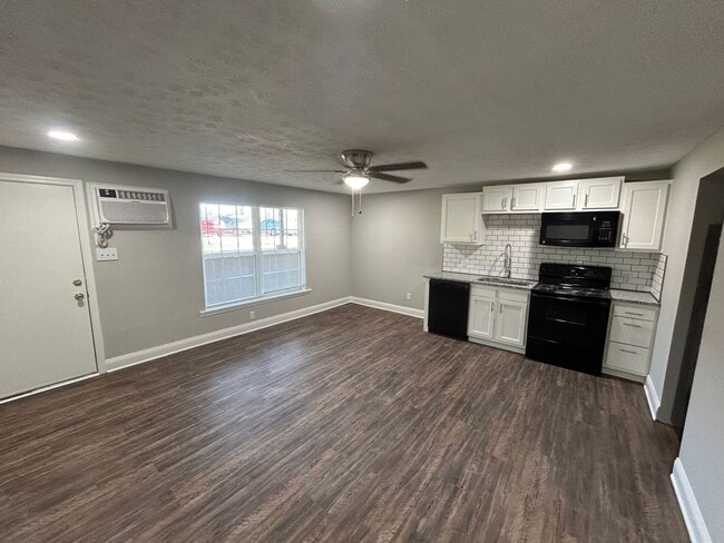 Flats at Turfland