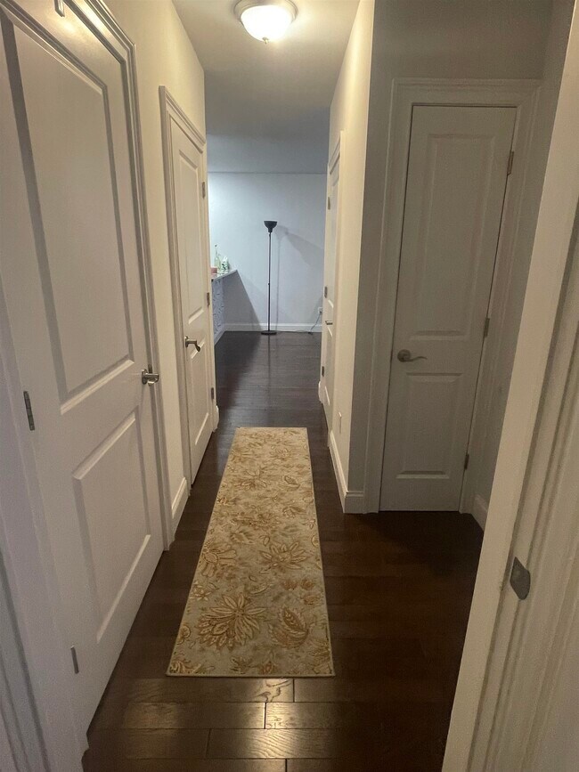 Photo - 90 CLINTON Ave Unit 404