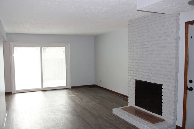 5600 Barton Rd