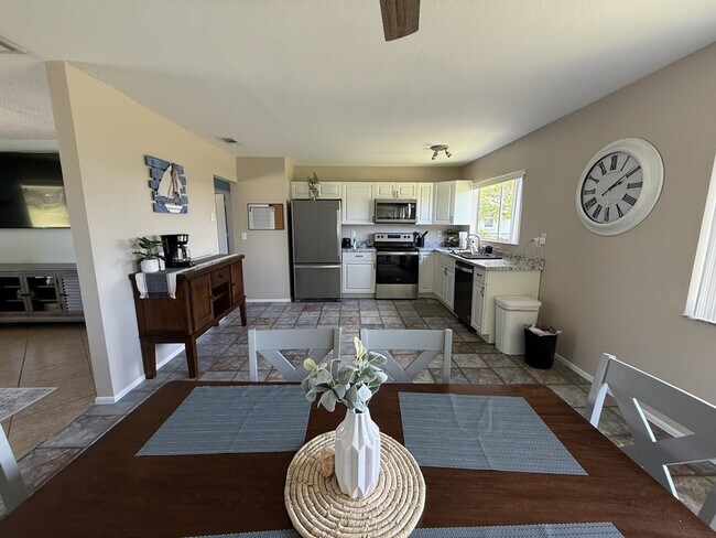2338 Pappas Terrace