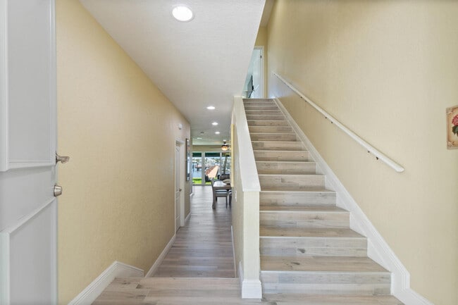 Photo - 316 N Lake Dr