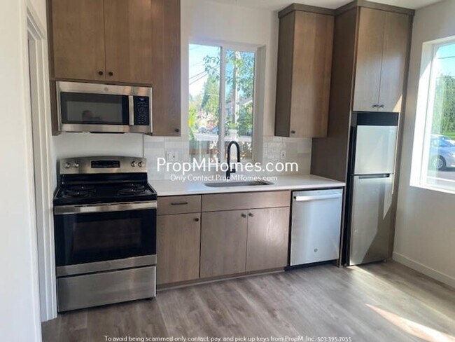 Photo - Modern One Bedroom in NE – Move-In Special...
