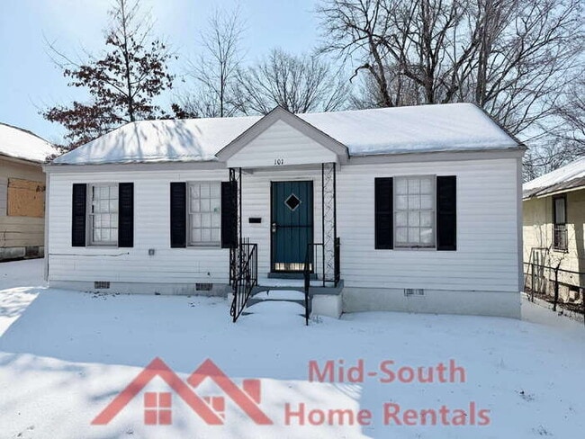 Photo - 101 E Davant Ave