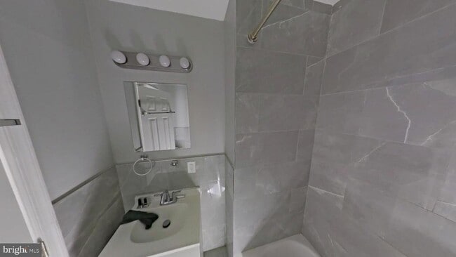 Photo - 2036 N Gratz St
