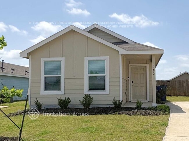 Building Photo - 3222 Crestone Dr