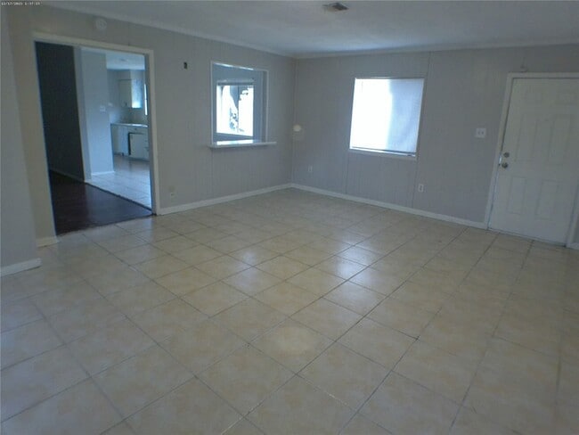 Photo - 7322 W Fuqua St