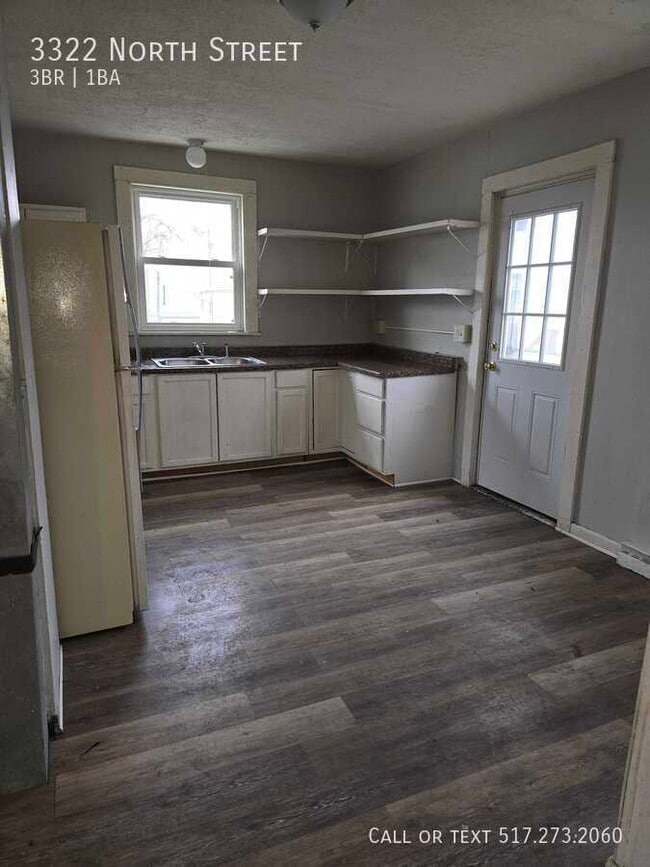 Photo - 3322 North St