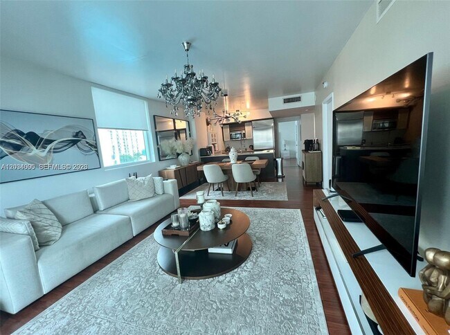 Photo - 500 Brickell Ave Unidad 1410