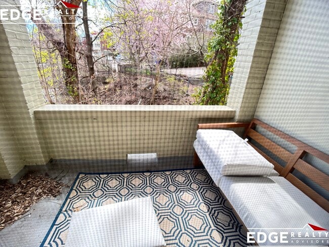 Photo - 120 Brainerd Rd Unidad 12