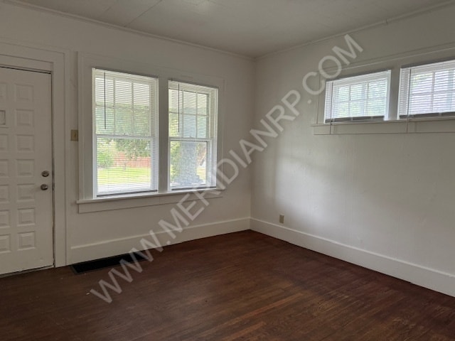 Photo - 2942 Central Dr