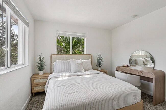 Seascape Pointe Townhomes