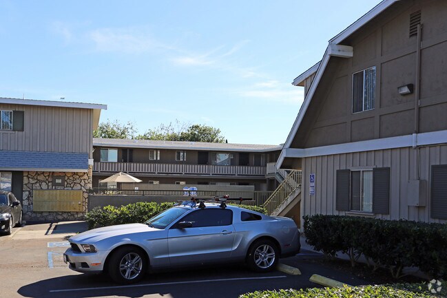 Photo - Parkway Drive Apartments